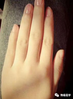 相学研究:手指长短与性格特质