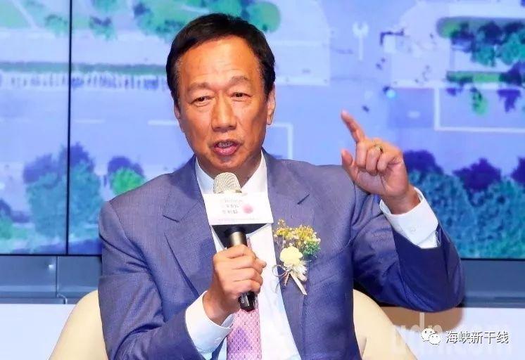 街上算命不问就猜姓名-你相信算命吗