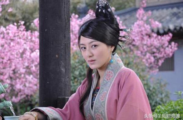 家里摆放什么好 避灾招财-老人说七月十五鬼开门