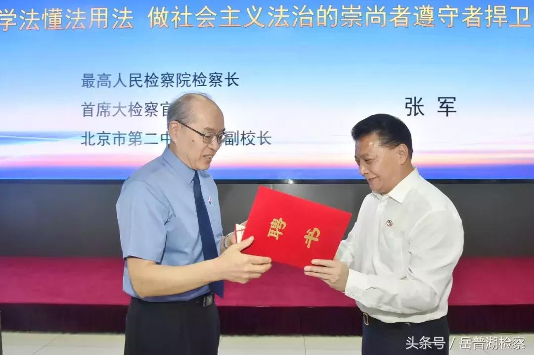 起名大全：姓钮的男孩名字-究竟来自哪里