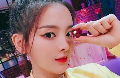 杨超越紫薇斗数杨超越参加的是什么选秀