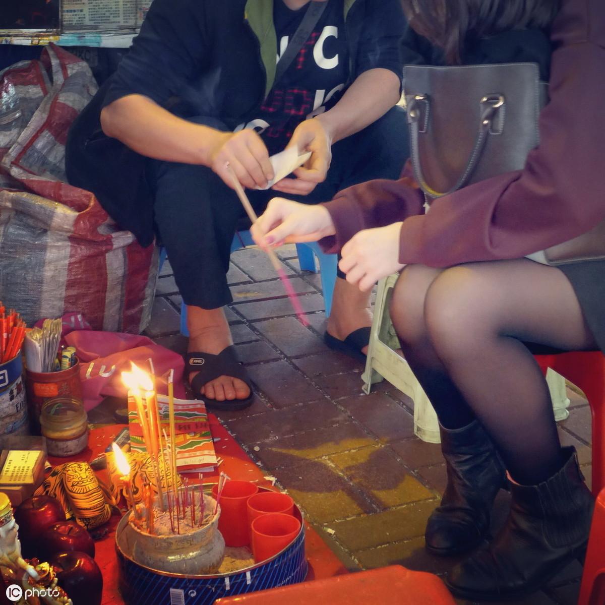 鬼奶奶算命-算卦结果会改变你的人生轨迹吗