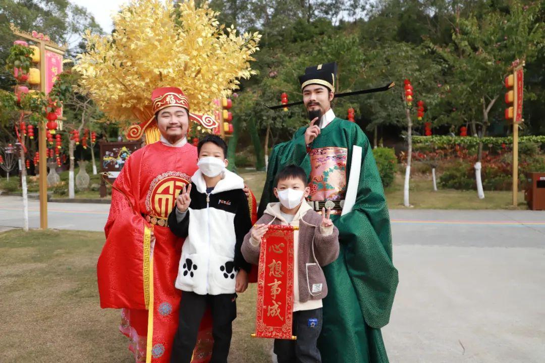 财神方位查询 2023年8月15日求财最佳方向-婚姻时间和配偶情况如何
