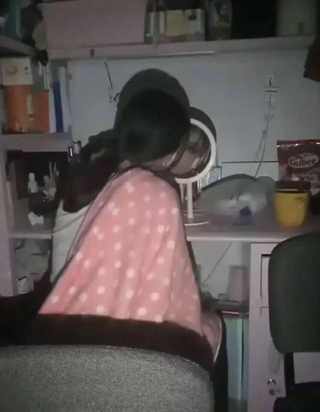 为什么半夜不能照镜子 什么地方不能照镜子-印度人禁忌什么