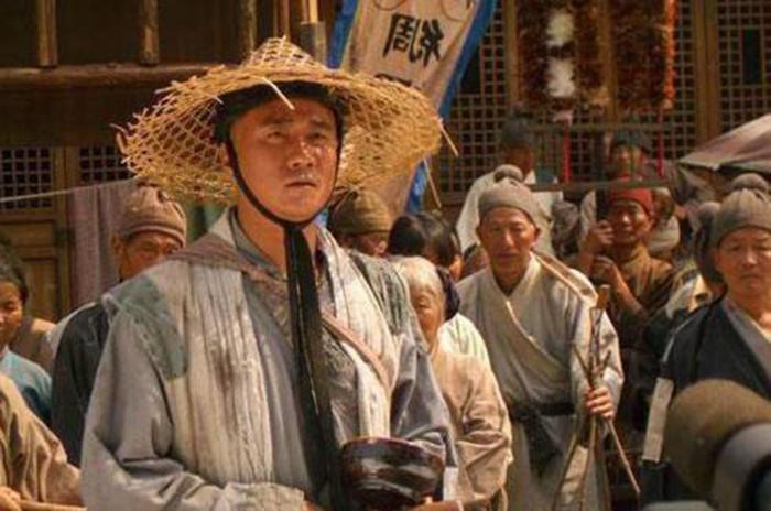 拿件穿过衣服去算命-现实中有没有案例