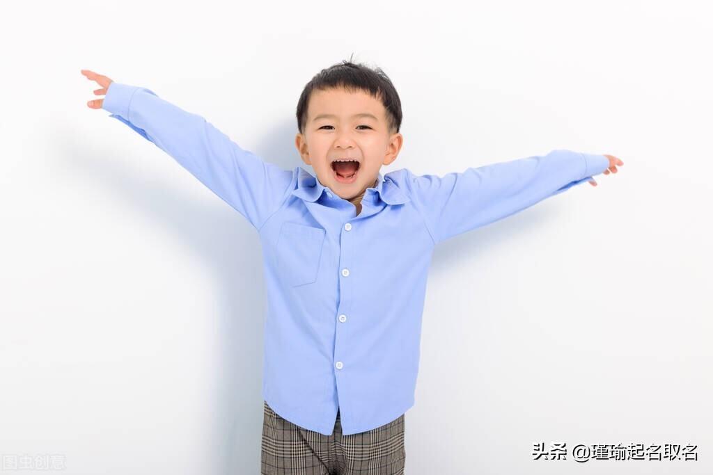 2022虎年出生的包姓孩子起名 文雅名字建议-2022年虎年新居对联