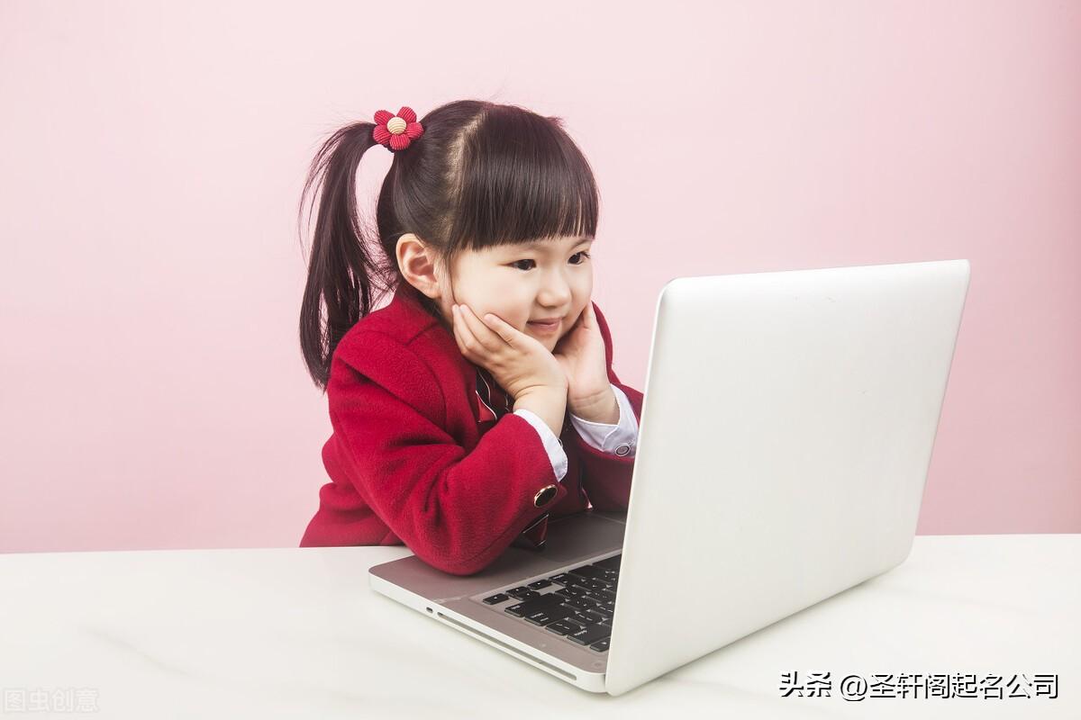 今年女孩起名 女孩名字简单大方洋气-女孩佳禾名字的寓意