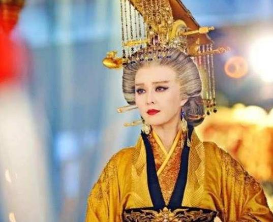 鹦鹉算命怎么猜对姓氏-狄仁杰为何骂武则天是鹦鹉