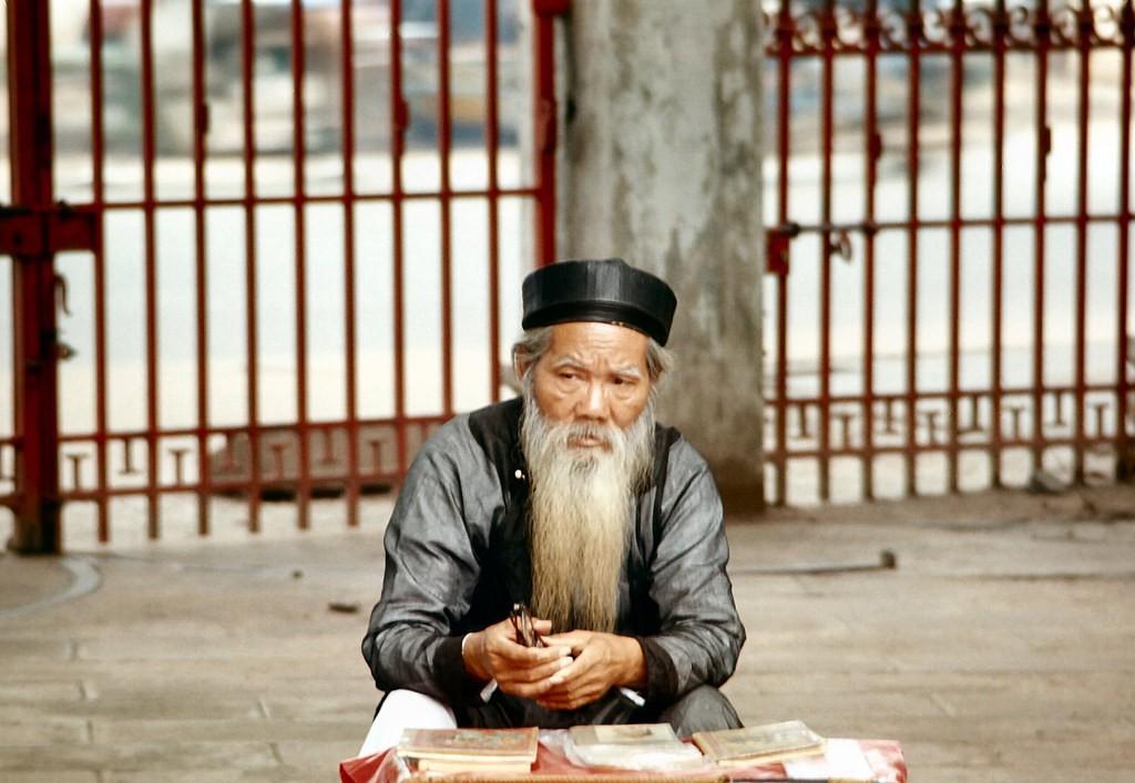 根据年算命-算卦的死年什么意思