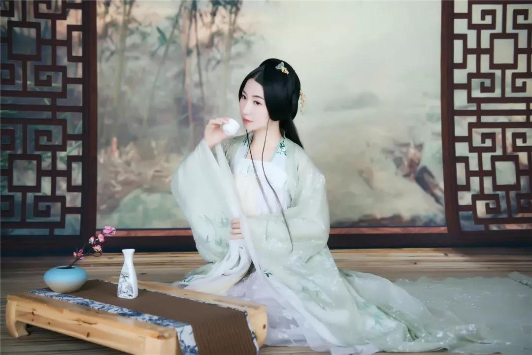 周易算命一生几个小孩-学易经能看病吗