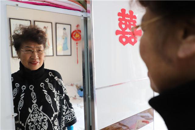 青岛算命神准的老奶奶-高僧盘腿打坐就是十天半月