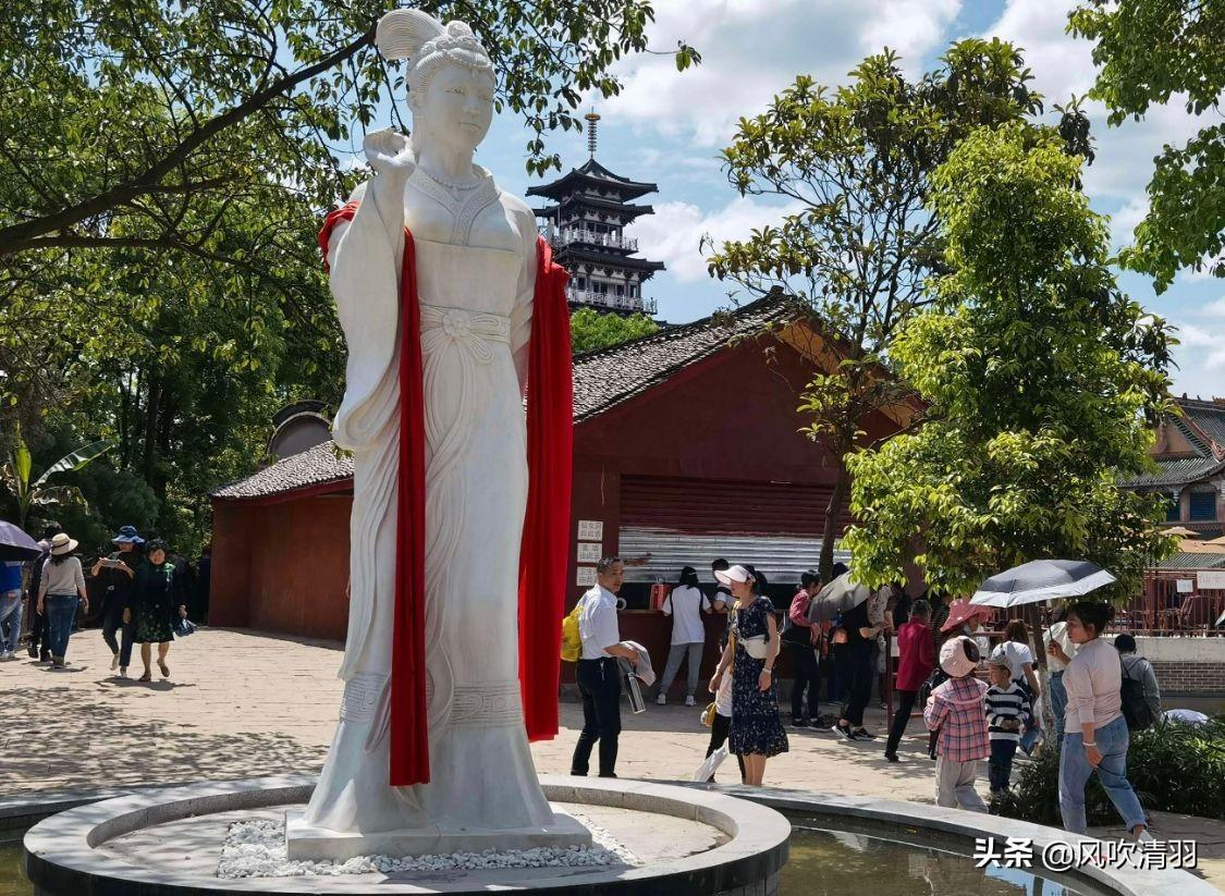 聚宝盆摆放在家里哪里好 聚气生财兴旺家宅-元宝盆干什么用