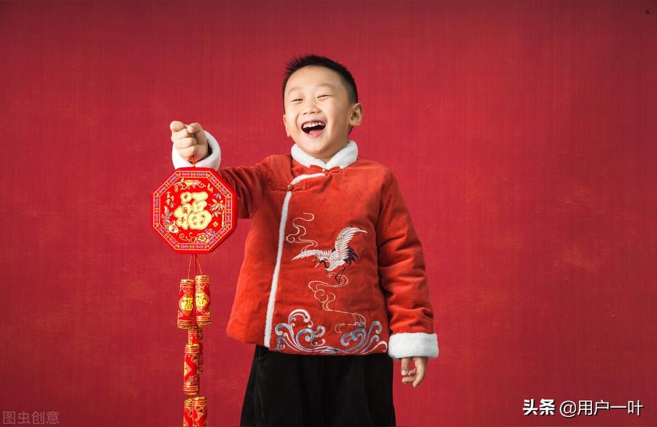 男生第二个脚趾长算命-要怎么样才能变成熟又漂亮呢