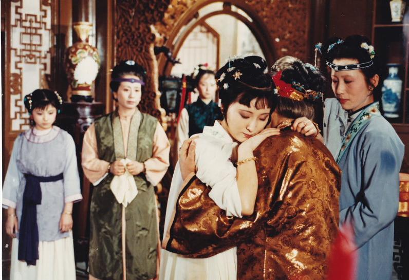 玉字取名女孩寓意好的 女宝宝取名带玉字的名字-玉后面刻什么字