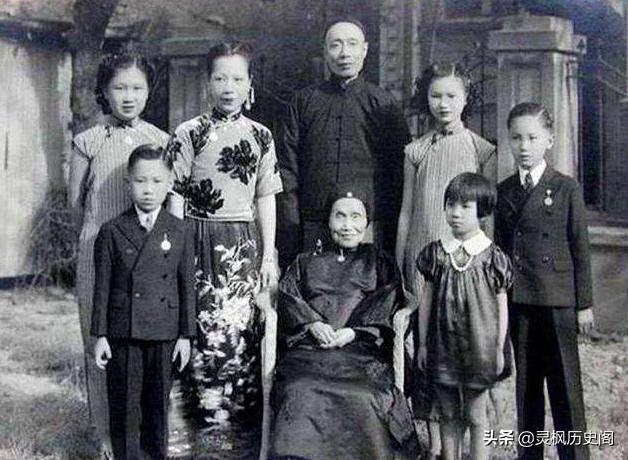 八字幸运算命-男的属鸡女的属狗