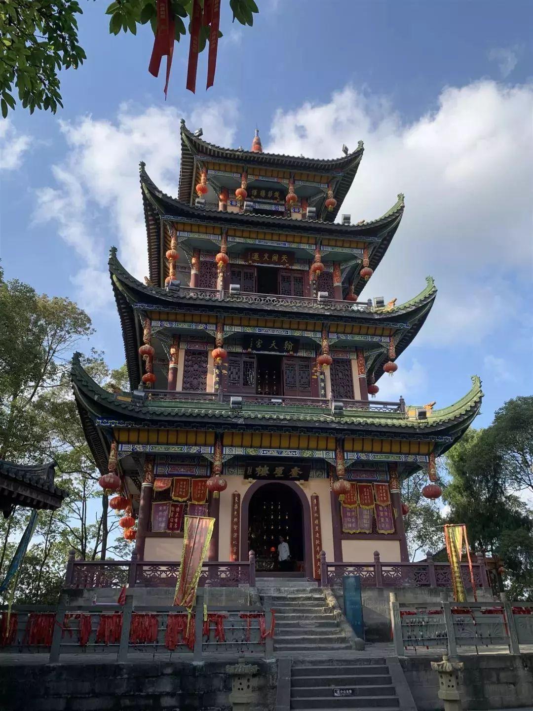中天易学算命-你们家乡的旅游名片是什么