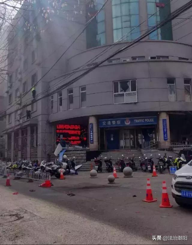 算命算违法吗-以迷信方式算卦捏造事实诬陷他人