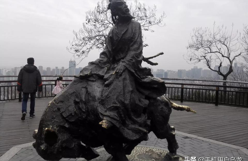 算命有年诗-一遇风雨便化龙全部诗句