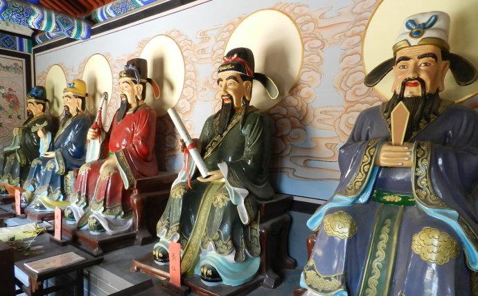 算命与放生-在农村大集上买的鱼有柴油味