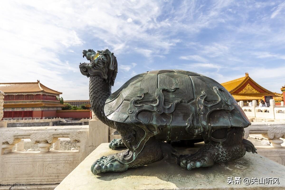 阴宅有蛇是吉宅吗 代表什么-墓地旁边栽什么花花草草比较好