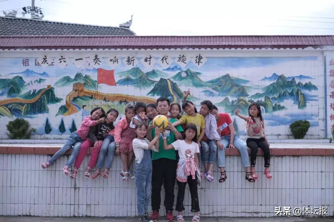 起名大全：姓江的男孩名字-姓江好听的名字男孩