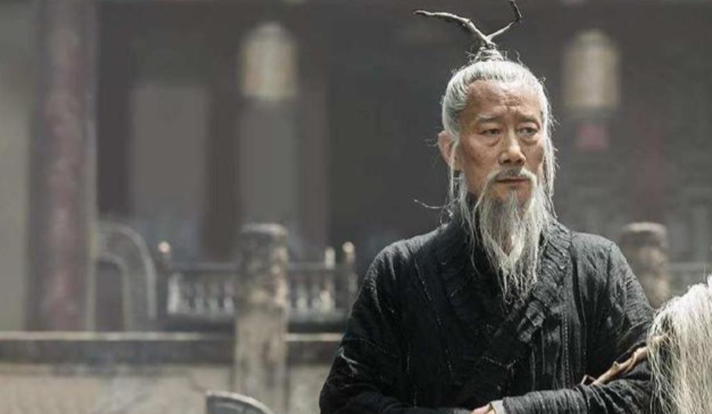 算命不算什么-有个算命的拦着你要给你算命