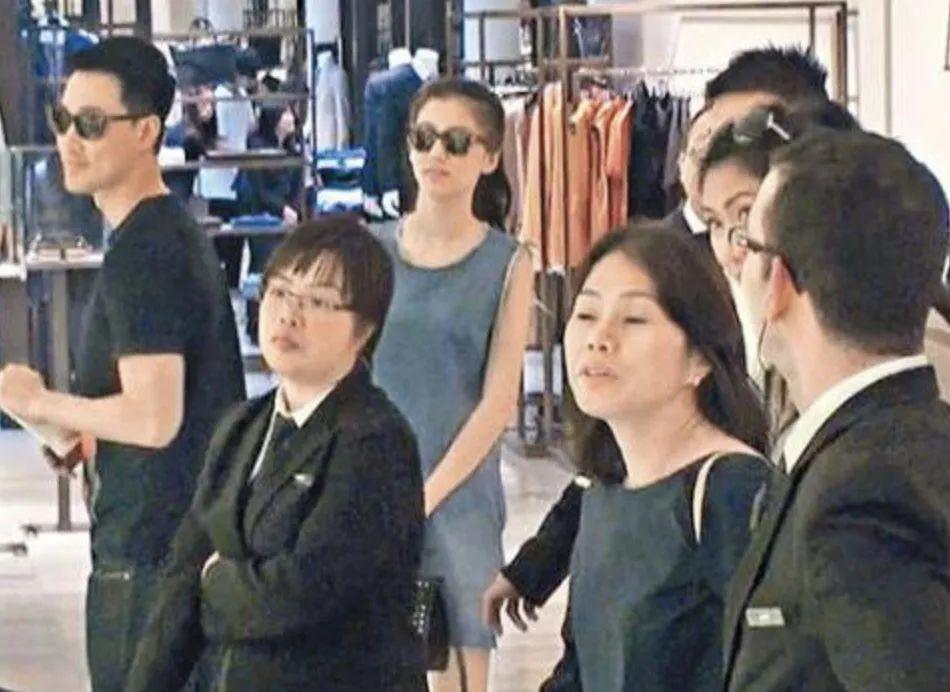 让灰姑娘嫁入豪门的家居风水-你觉得什么样的女子容易被骗财骗色