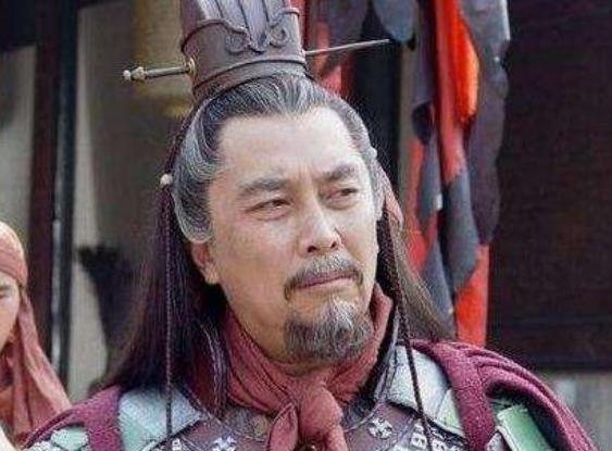 卜卦算命婚姻-你们家里人给你们算卦吗