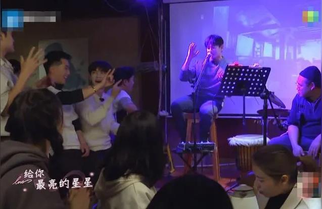 苏有朋星座生肖运势吴奇隆酒后情绪失控大哭