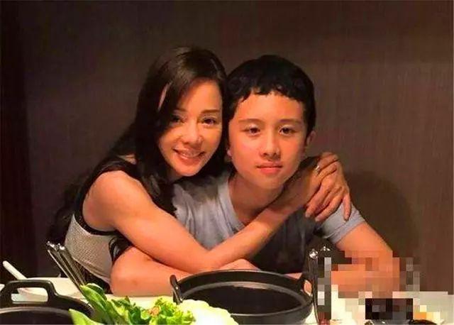 起名大全：姓狄的男孩名字-还霸占其妻妾生下二子